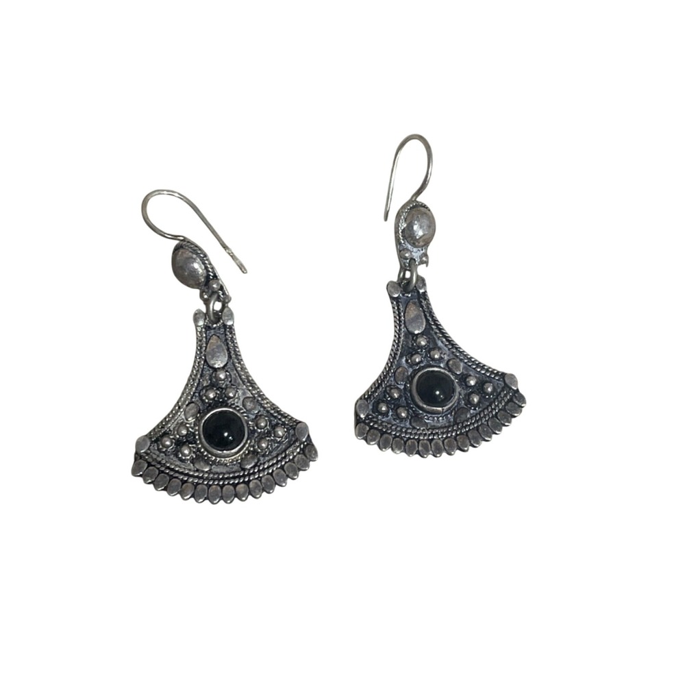 Silver Tone Dangle Earrings with Black Stone Accent Bohemian‎ Style